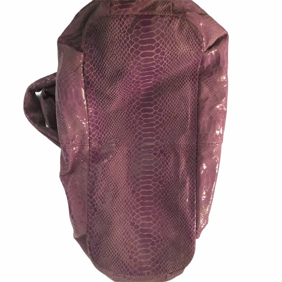 Perlina Lavender Shiny Snakeskin Leather Hobo - Picture 4 of 12